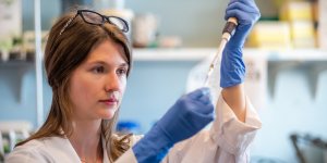 Coronavirus : et si la chloroquine, traitement contre le paludisme, etait la solution ?