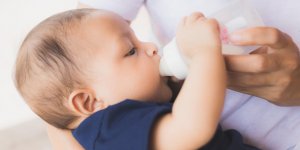 Canicule et bebe : comment eviter le coup de chaleur au nouveau-ne ?