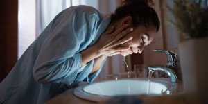 Pesticides : l-eau du robinet, est-elle risquee pour le visage ?