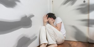 Paranoia : un symptome d-Alzheimer ?