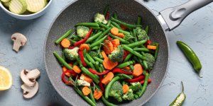 Je suis medecin, voila pourquoi il ne faut jamais cuisiner avec une poele rayee