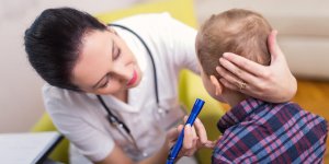 Otite de l-enfant : le traitement antibiotique