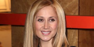 Alzheimer : Lara Fabian se confie sur le combat de sa mere
