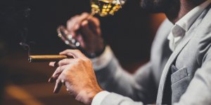 Cancer du larynx : un oncologue nous alerte sur 2 comportements a risque