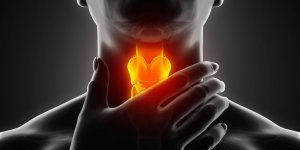 Mal de gorge persistant : les causes