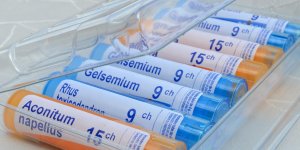 L’armoire a pharmacie familiale en homeopathie : la trousse de base