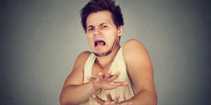Poil : le top 5 de ce qui rebutent les hommes chez les femmes 