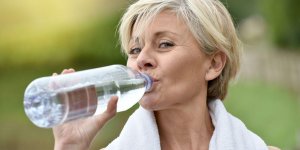 Canicule : conseils pour l’hydratation des seniors