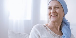 Cancer du sein apres 70 ans : une etude remet en question l-interet des chimiotherapies