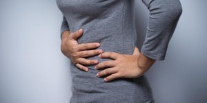 Constipation : pourquoi survient-elle en voyage ?
