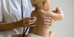 Bronchiolite du bebe et du nourrisson : comment le soulager ?