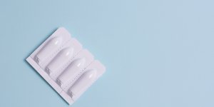 Dans quel sens mettre un suppositoire ?