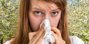 Rhinite allergique : des huiles essentielles pour soulager les symptomes