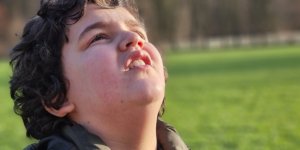 Crise d’angoisse d’un enfant autiste : les conseils d’une maman