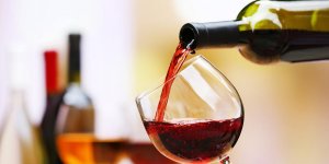 Alzheimer : le nombre de verres d’alcool par jour qui augmente le risque