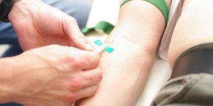 Cancer de la prostate : un depistage grace a une prise de sang bientot possible