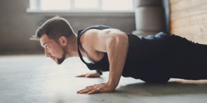 Maladies cardiovasculaires : le risque est reduit de 96% si vous etes en mesure de faire 40 pompes !