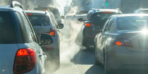 Symptomes Covid-19 : la pollution de l-air peut reduire la reponse vaccinale 