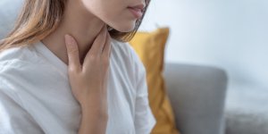 Reflux : ces 4 signes surprenants peuvent le trahir
