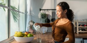 Quatre conseils d’une experte pour prevenir l’incontinence urinaire grace a l’alimentation