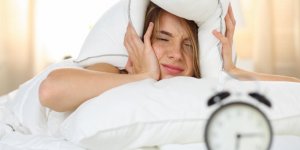 Vous vous reveillez toujours fatigue ? Voila la mauvaise habitude a oublier