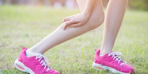Contracture au mollet : comment la soulager