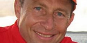 Jean-Pierre Papin parle de sa fille handicapee : "On a reussi a la faire revivre dans notre monde"