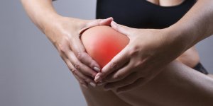 Arthroses : 5 astuces de medecin pour stopper les douleurs articulaires