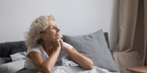 Hypertension arterielle : 7 bonnes habitudes qui font baisser la tension la nuit