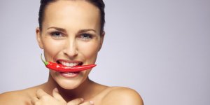 Bouffees de chaleur : 5 aliments a eviter