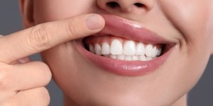 Diabete : 5 signes a reperer dans votre bouche