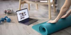 A 81 ans, elle est la star du fitness sur les reseaux sociaux