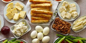 Voici 8 aliments qui favorisent les ballonnements matinaux