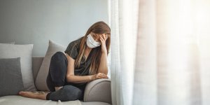 Attraper trois fois la Covid-19, est-ce vraiment possible ?