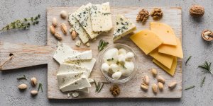 Fromage : 5 signes que vous devez arreter d’en manger