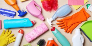 Produits menagers : peut-on les utiliser perimes ? 