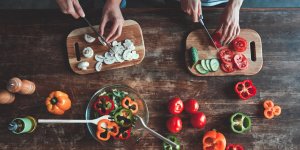 6 facons simples de ralentir le vieillissement apres 60 ans