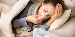 Rhume : voici pourquoi les symptomes sont pires la nuit