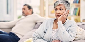 Difficultes dans le couple : les 7 raisons les plus courantes apres 50 ans