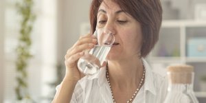 7 astuces pour s-hydrater facilement