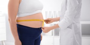 Cancer du sang, du cou, de la tete… D’autres cancers seraient associes a l-obesite