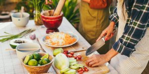 Maladies cardiovasculaires : ne pas manger assez de ces 6 aliments accroit le risque