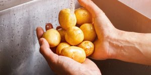 9 erreurs a ne pas faire quand vous lavez vos aliments