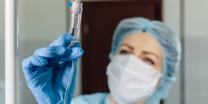 L’Anses alerte : ces 18 medicaments anticancereux sont cancerigenes !
