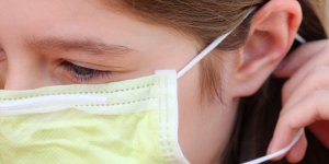 Masque : comment ne plus avoir mal aux oreilles ?