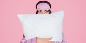 Sommeil : les positions qui favorisent les rides