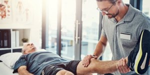 Prendre soin de ses genoux : le plan d’action d’un coach sportif