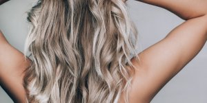 5 recettes pour eclaircir ses cheveux naturellement