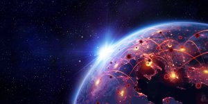 "Hold-up" : les 10 aberrations scientifiques de ce "documentaire" sur la Covid-19