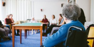 5 facteurs qui augmentent le risque de vieillir en Ehpad apres 60 ans